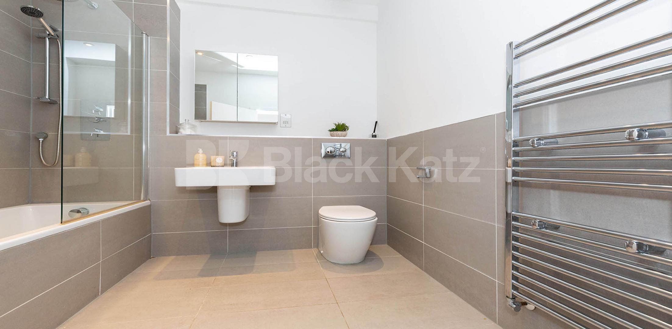 			SPACIOUS TWO BEDROOM WAREHOUSE CONVERSION, 2 Bedroom, 2 bath, 1 reception Flat			 GROVE HOUSE-TUDOR ROAD, HACKNEY-BETHNAL GREEN-LONDON FIELDS